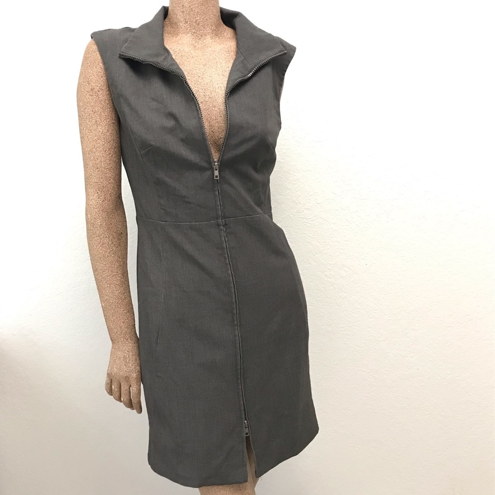 MARC NEW YORK by Andrew Marc Zip Up Grey Dress size S-M Like New Condition!